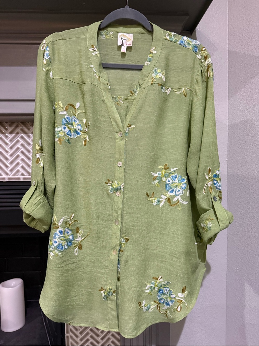 fig and flower Light Green Embroidered Button-Down Shirt